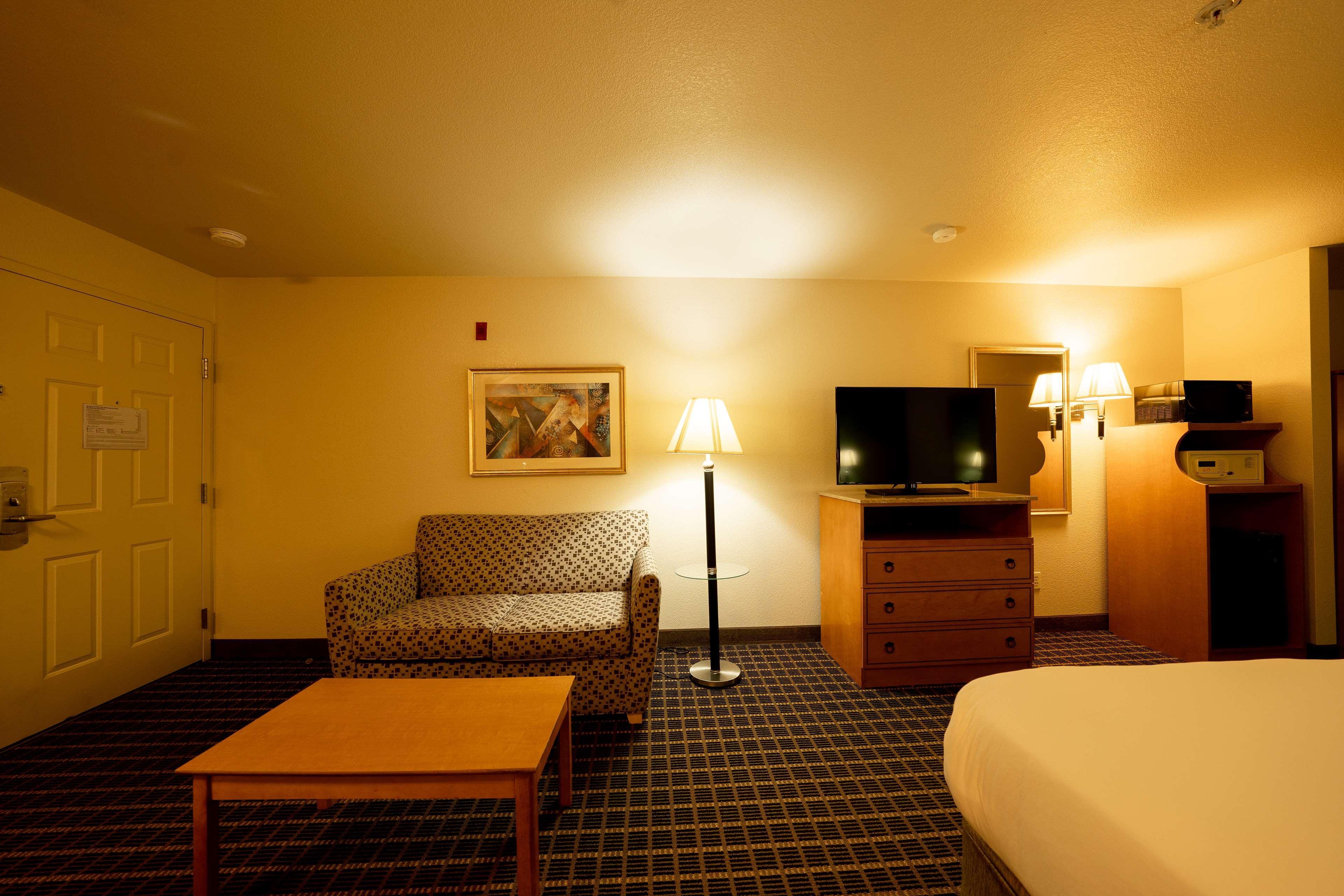 ชัวร์สเตย์พลัส โฮเทล บาย เบสต์ เวสเทิร์น ซานโฮเซ เซนทรัล ซิตี้ Hotel ภายนอก รูปภาพ